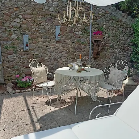 公寓 Your Nest On Garda 阿菲
